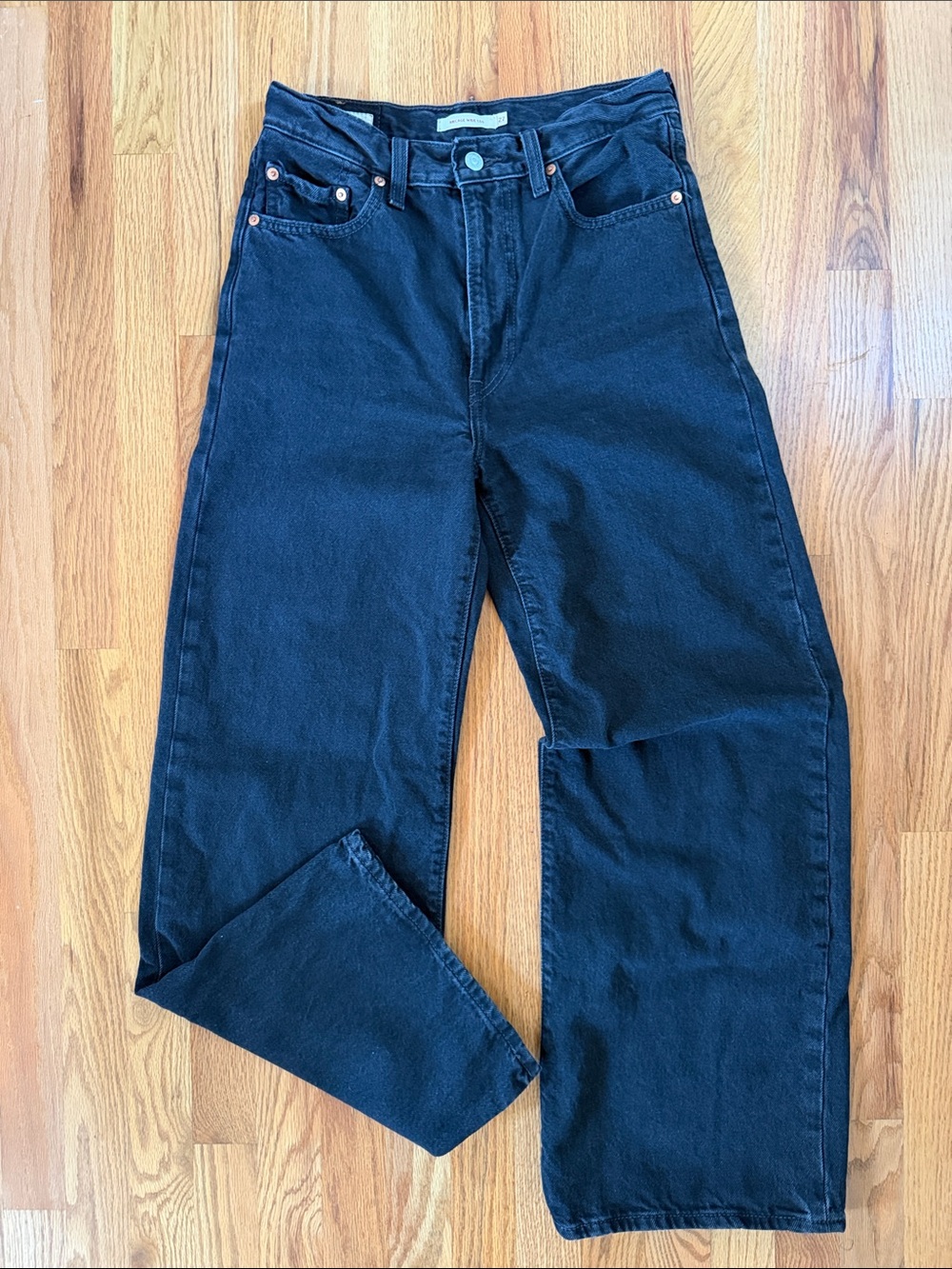 Woman’s Levi’s Premium Black Jeans Ribcage Wide Leg 27 100% Cotton